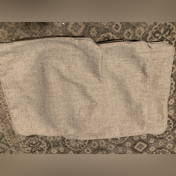 Thèse pillow cases are in very good condition no damage whatsoever - Picture 3 of 7